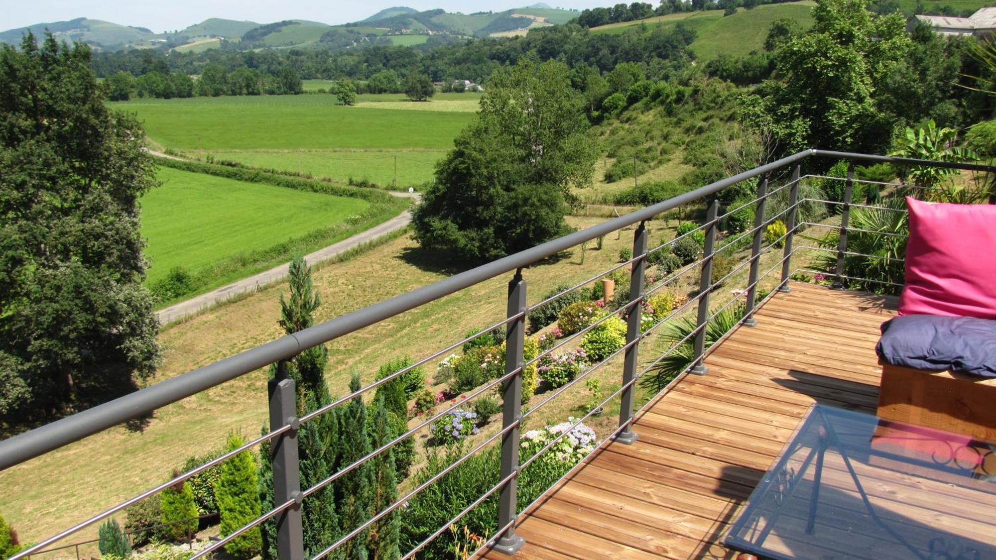 Chateau Porthos Tranquillite Des Pyrenees Lanne-en-Baretous エクステリア 写真