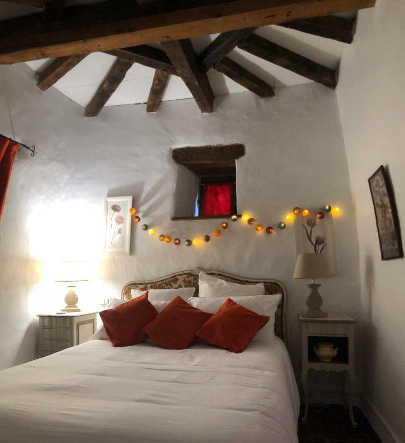 Chateau Porthos Tranquillite Des Pyrenees Lanne-en-Baretous エクステリア 写真